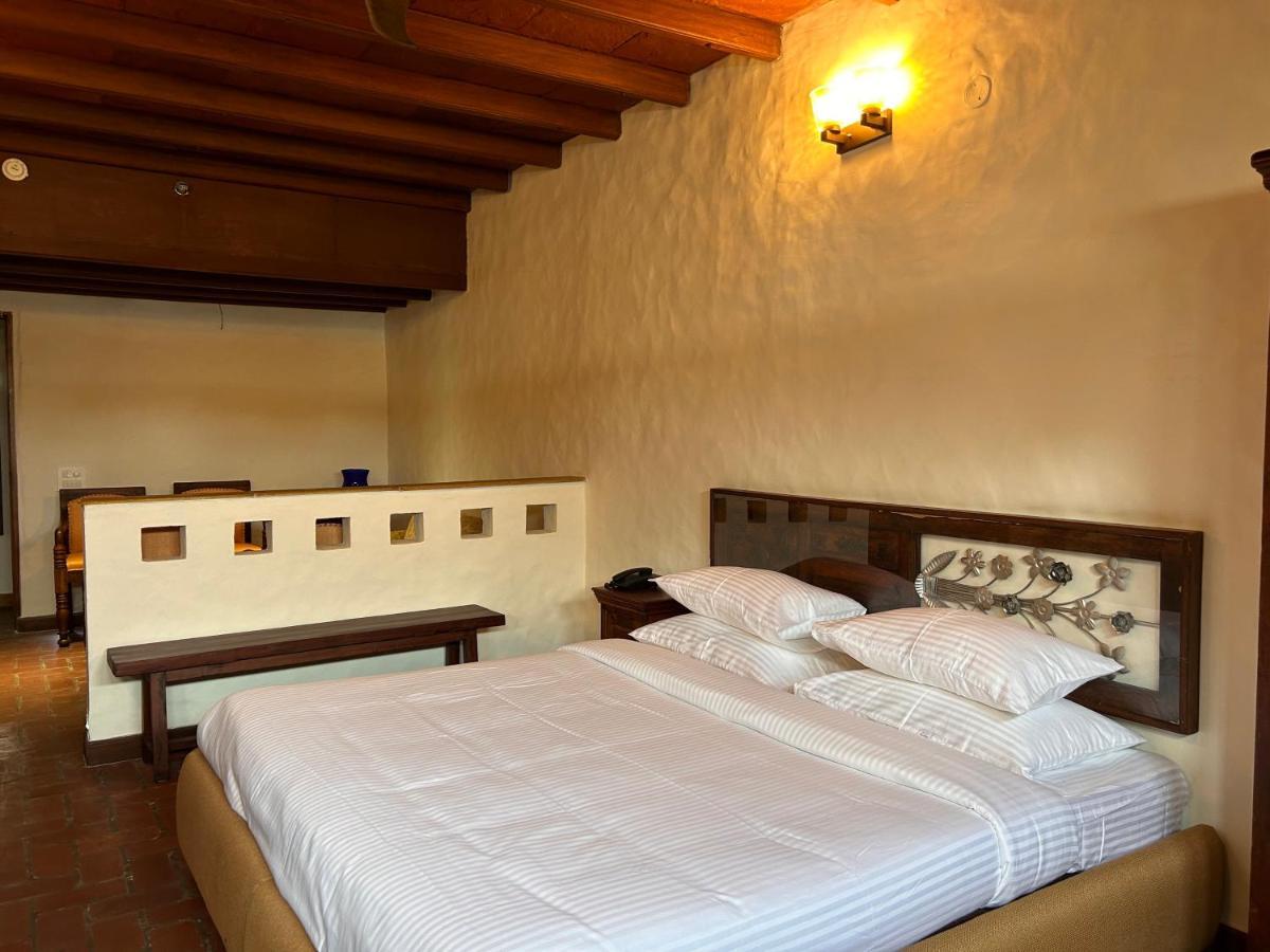 The Kaptain'S Retreat Chandīgarh Esterno foto